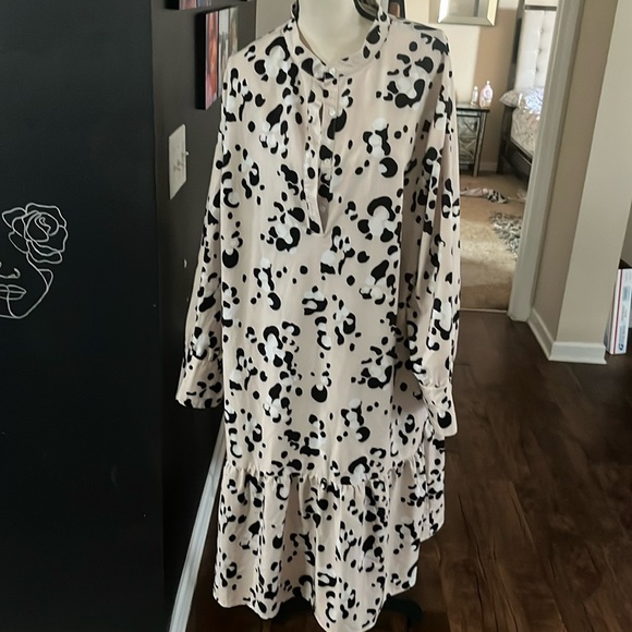 Shein animal print dress - Picture 1 of 3